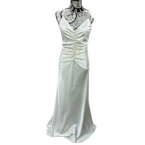 Blondie Nites by Linder Bernell size 7 off-White Cream Long Dress